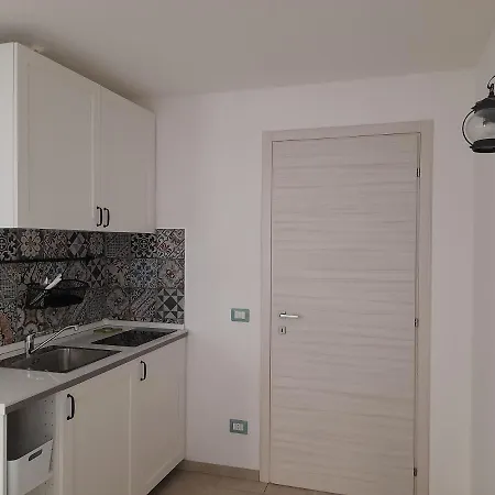 Appartamento Ape Bianca - Elicriso